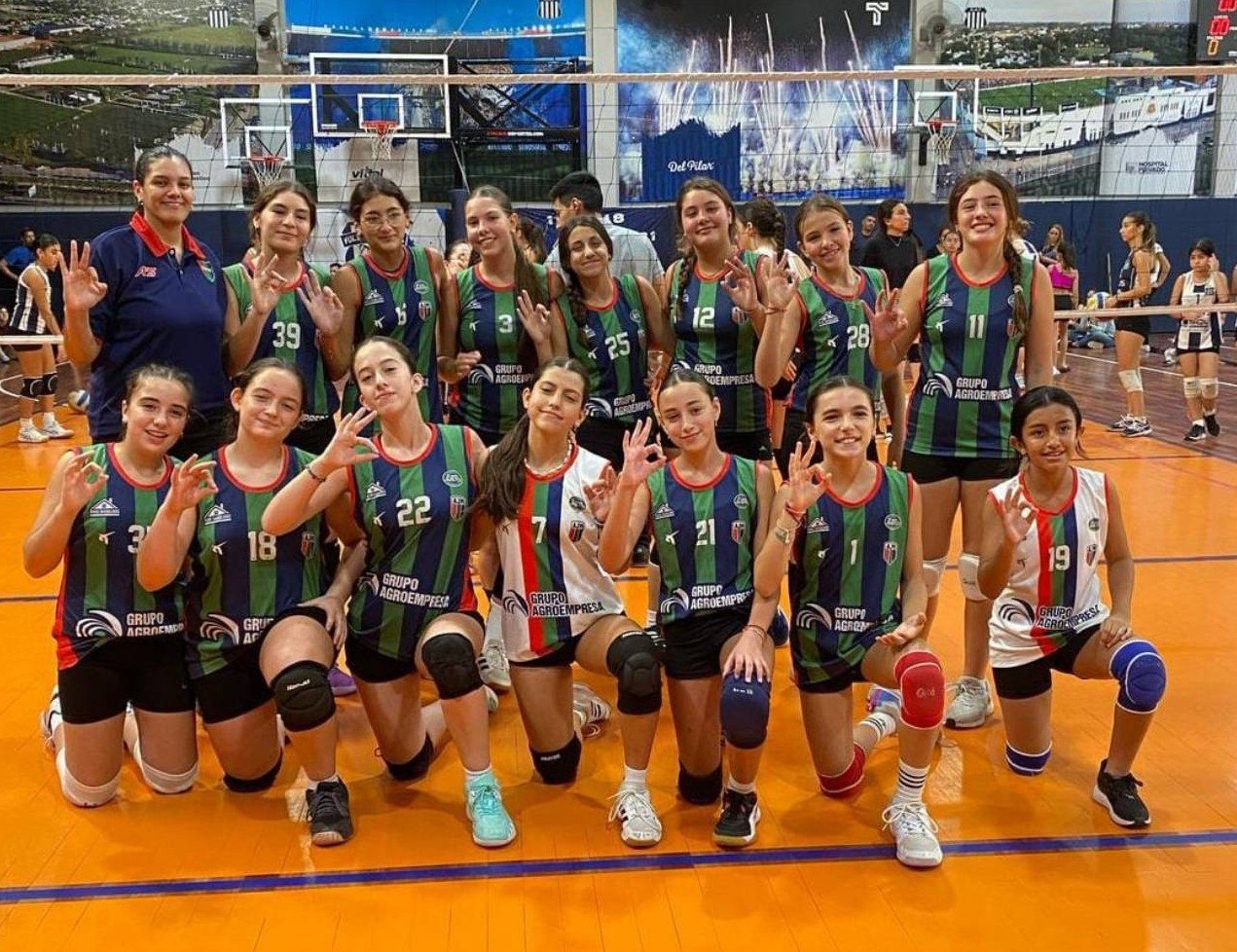 Plantel Femenino Voley de Alianza JM