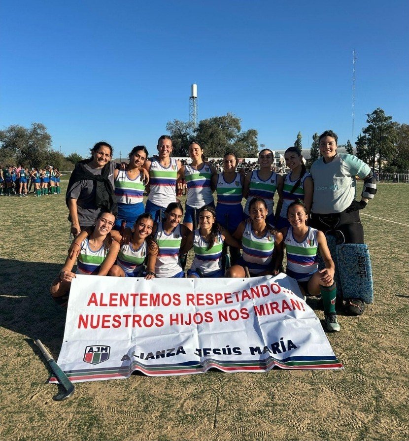 Plantel Superior Femenino de hockey de Alianza Jesús María